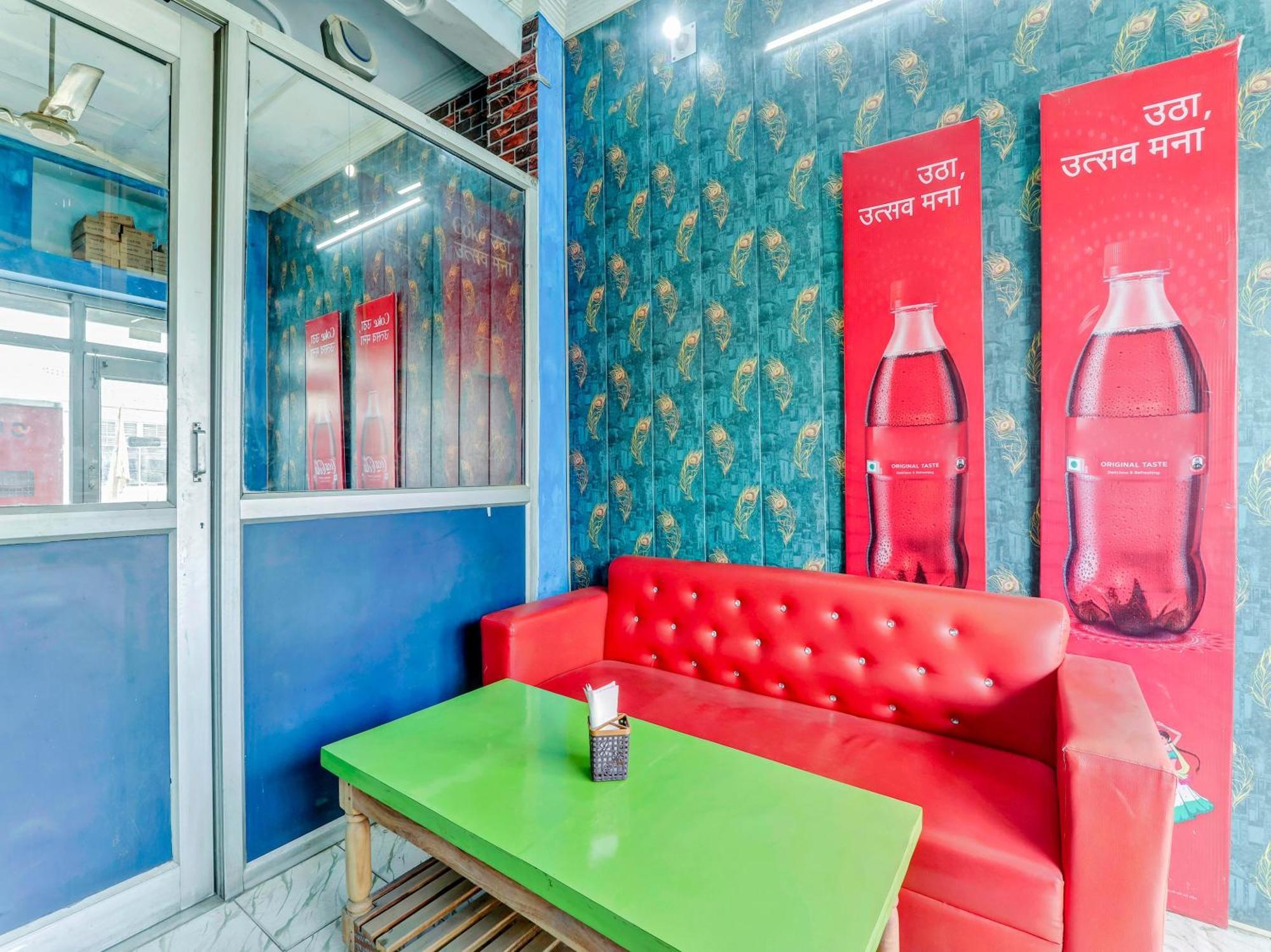 Spot On 81122 Saket Honest Hotel Ayodhya Esterno foto